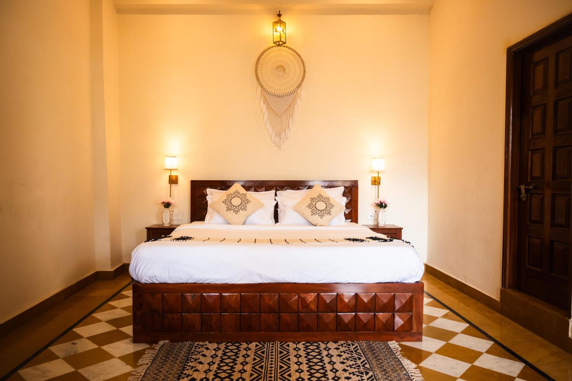 Banana Hostel بوشكار المظهر الخارجي الصورة